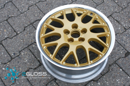 BBS-mit-goldenen-schrauben